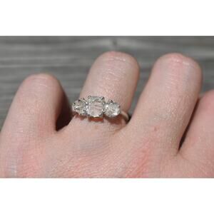 alternative raw diamond engagement rings, raw crystal size 4 5 6 7 8 8 9 10 11